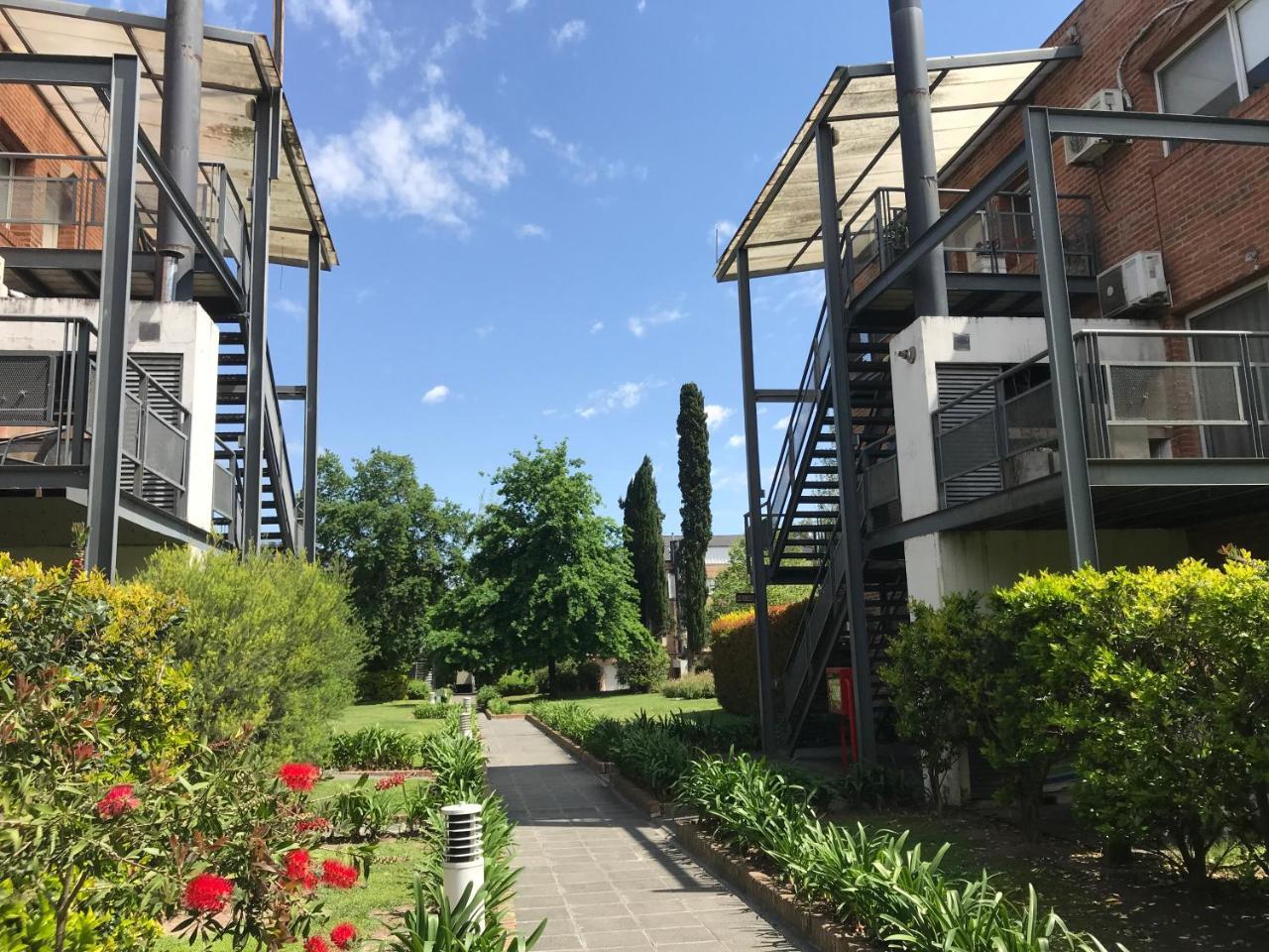 Apartamento En Country Pilar Piscina Parrilla Propia Hasta 4 Personas Exterior foto